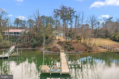 97 Currell Cove Ln, White Stone, VA, 22578-2541 | Card Image