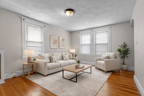 7-5 Linwood Ave, Melrose, MA, 02176-4705 | Card Image