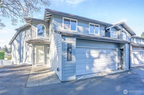 d3-7326 Steilacoom Blvd Sw, Lakewood, WA, 98499-1984 | Card Image