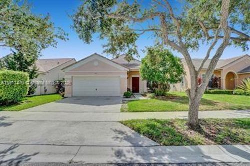 955 Savannah Falls Dr, Weston, FL, 33327-1702 | Card Image