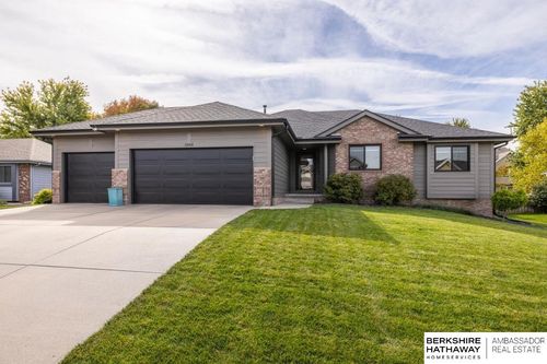 19001 Olive Street, Omaha, NE, 68136 | Card Image