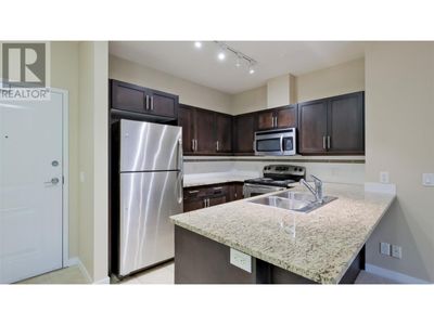 216 - 1350 Ridgeway Dr, Condo with 2 bedrooms, 2 bathrooms and 1 parking in Kelowna BC | Image 3