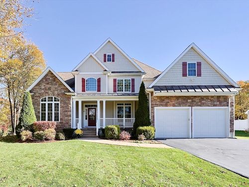 48 Pinehurst St, Franklin, MA, 02038-3617 | Card Image