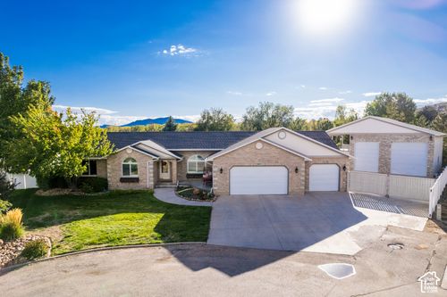 1697 2450, Vernal, UT, 84078-9651 | Card Image