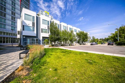 103-20 Brentwood Common Nw, Calgary, AB, T2L1K8 | Card Image