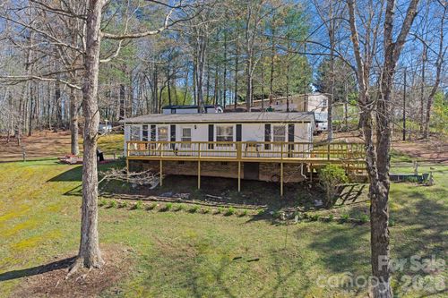2496 Messer St, Valdese, NC, 28690-9470 | Card Image