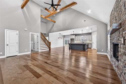 1051 Silver Maple St, Centerton, AR, 72719-7048 | Card Image