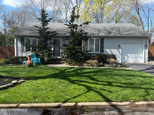 15 Sea Girt Ave, Oceanport, NJ, 07757-1330 | Card Image