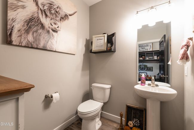 4808 Cornice Loop, House other with 5 bedrooms, 4 bathrooms and null parking in Bismarck ND | Image 12