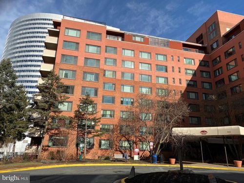 623-1021 Arlington Blvd, ARLINGTON, VA, 22209-2215 | Card Image