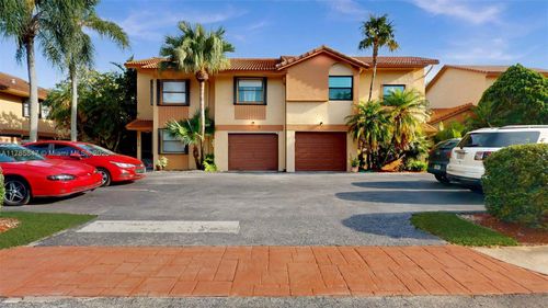 11282 Sw 9th Ct, Pembroke Pines, FL, 33025-4304 | Card Image