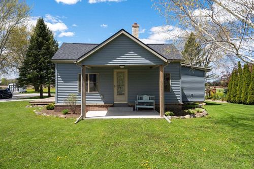404 N Swift Street, GLENBEULAH, WI, 53023 | Card Image