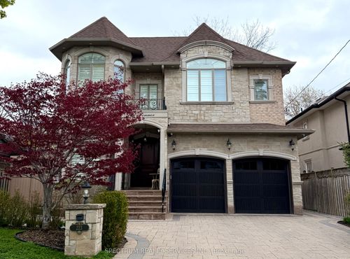 223 Lennox Ave, Richmond Hill, ON, L4C2A4 | Card Image