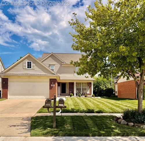 30680 Nelson Cir, Westland, MI, 48186-5584 | Card Image