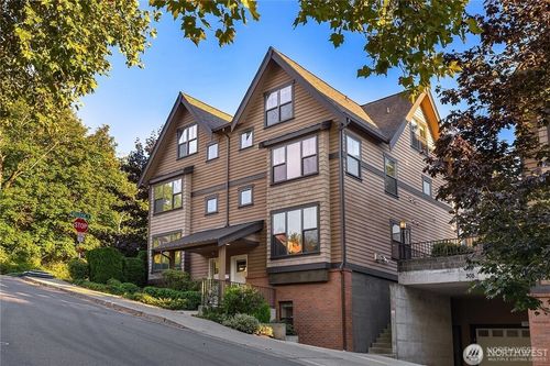 303 Bellevue Way Se, Bellevue, WA, 98004-6622 | Card Image