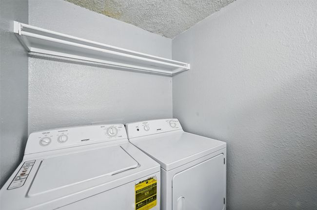 3048 Tudor Ln, Townhouse with 2 bedrooms, 2 bathrooms and null parking in Irving TX | Image 13