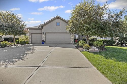 16809 W 83rd St, Lenexa, KS, 66219-8300 | Card Image