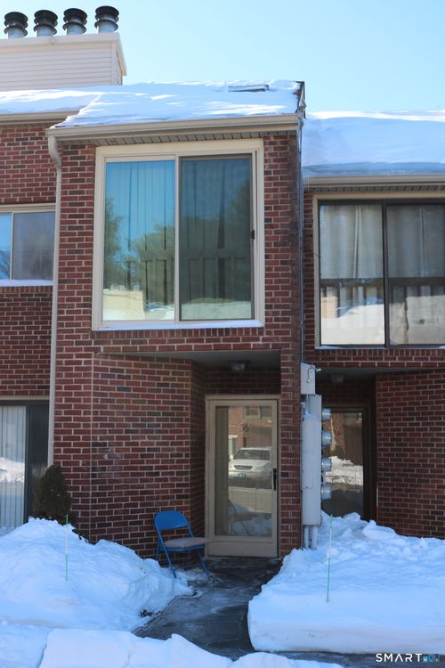 apt-58-279 Redstone Hill Road, Bristol, CT, 06010 | Card Image