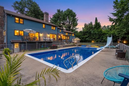 8 Eastman Rd, Springvale, ME, 04083-1503 | Card Image