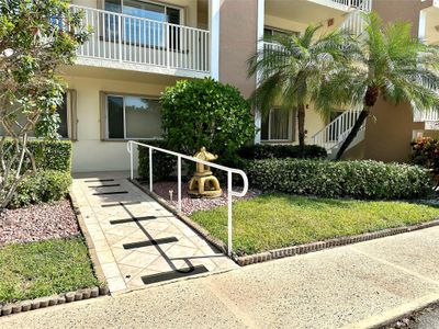 A111 - 7262 S Devon Dr, Condo with 2 bedrooms, 2 bathrooms and null parking in Fort Lauderdale FL | Image 1