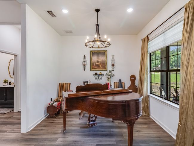 655 An County Road 403, Home with 3 bedrooms, 3 bathrooms and 3 parking in Palestine TX | Image 11