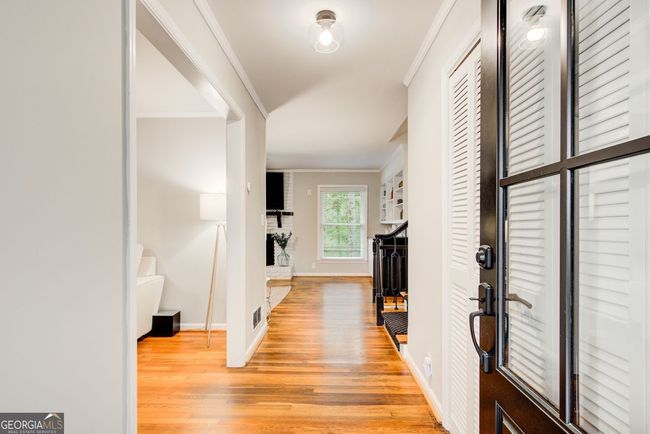 7295 Hunters Branch Dr, House other with 4 bedrooms, 3 bathrooms and null parking in Sandy Springs GA | Image 4