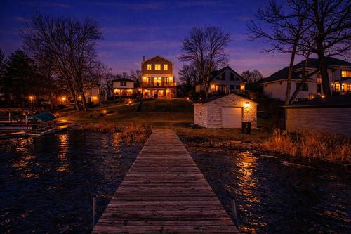 29149 White Oak Lane, Waterford, WI, 53185 | Card Image