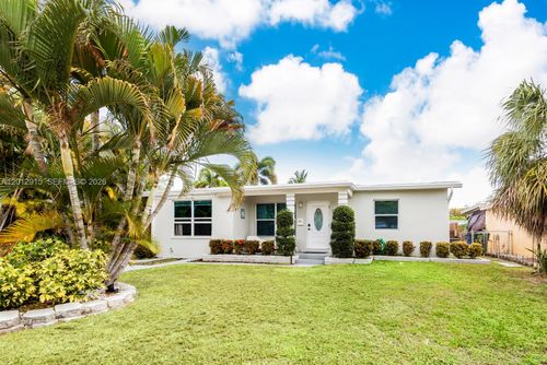 5224 Ne 1st Ave, Fort Lauderdale, FL, 33334-1602 | Card Image