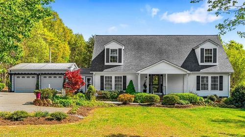9825 Cherry Grove Road, Reidsville, NC, 27320 | Card Image