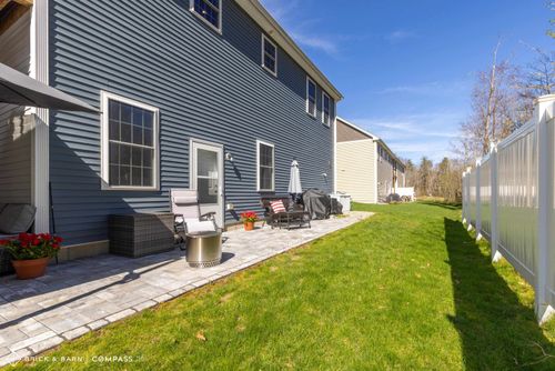 23 Cypress Cir, Exeter, NH, 03833-8804 | Card Image