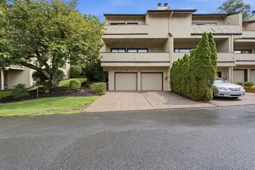 14 Dakota Ct, Suffern, NY, 10901-4118 | Card Image