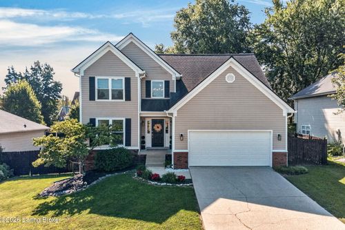 9524 Poplar Hill Dr, Crestwood, KY, 40014-8563 | Card Image