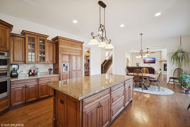 7 Preston Ct, House other with 6 bedrooms, 6 bathrooms and 4 parking in Lincolnshire IL | Image 13