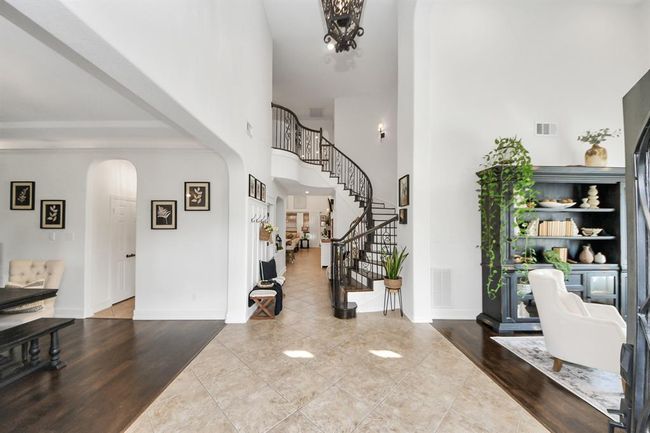 19910 Standing Cypress Dr, House other with 5 bedrooms, 5 bathrooms and 3 parking in Spring TX | Image 5