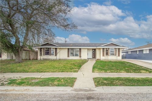 5305 Surrey Ln, Corpus Christi, TX, 78415-3142 | Card Image