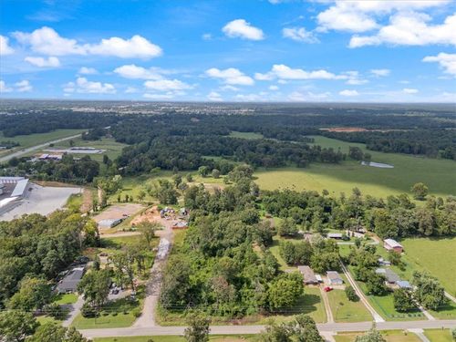 1100 Frisco Cemetery Rd, Lowell, AR, 72745-8705 | Card Image