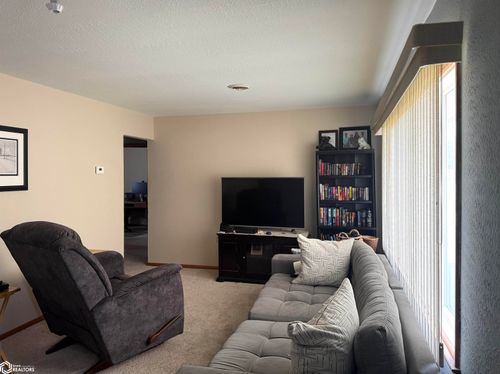 400 E Grant St, Osceola, IA, 50213-1726 | Card Image