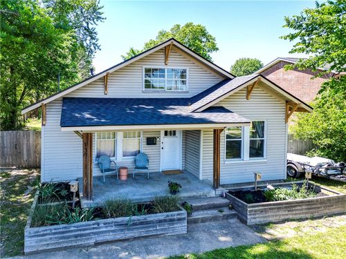 130 S Pleasant St, Springdale, AR, 72764-4209 | Card Image