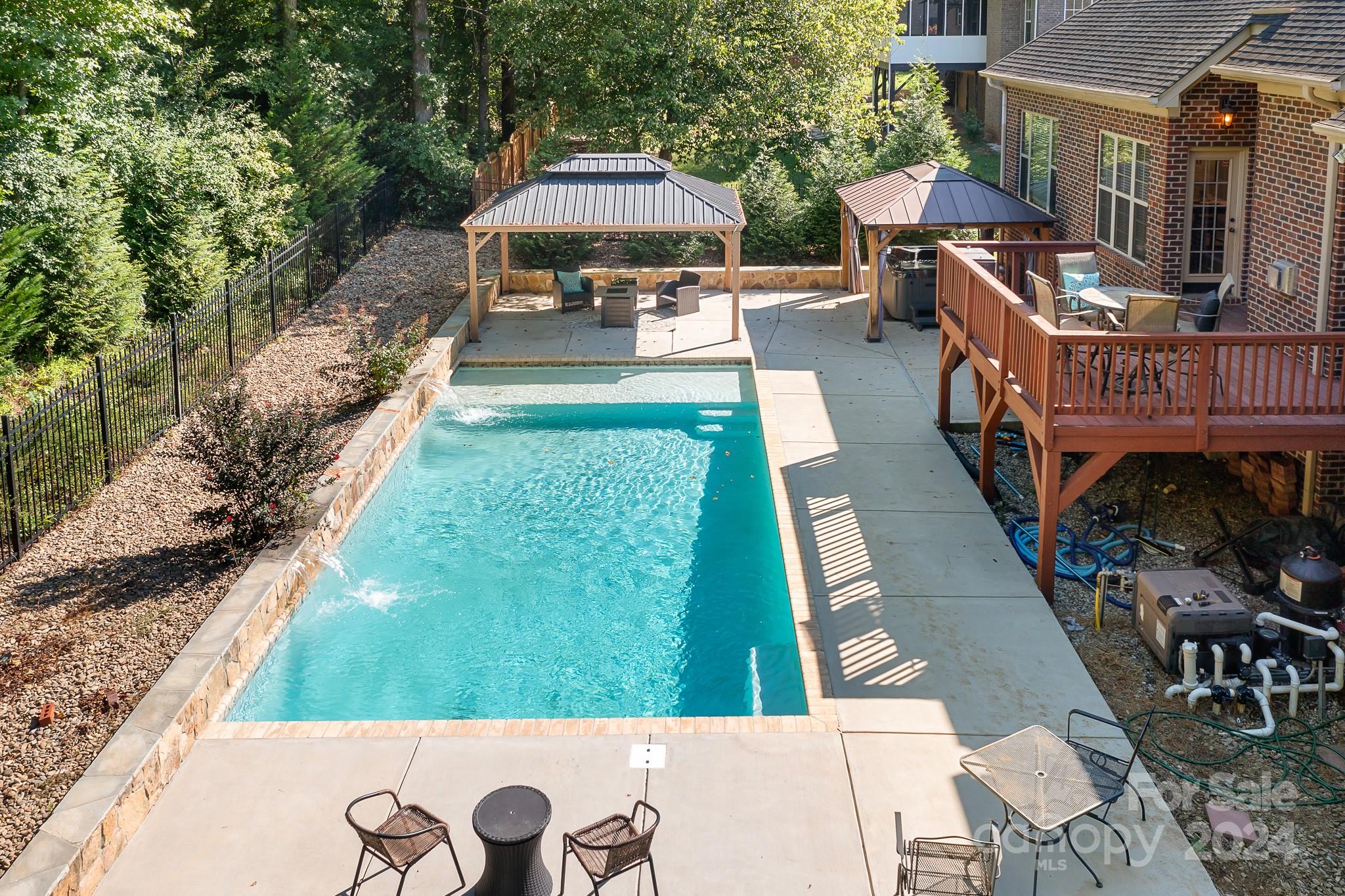Drury Ln, Denver, NC 28037