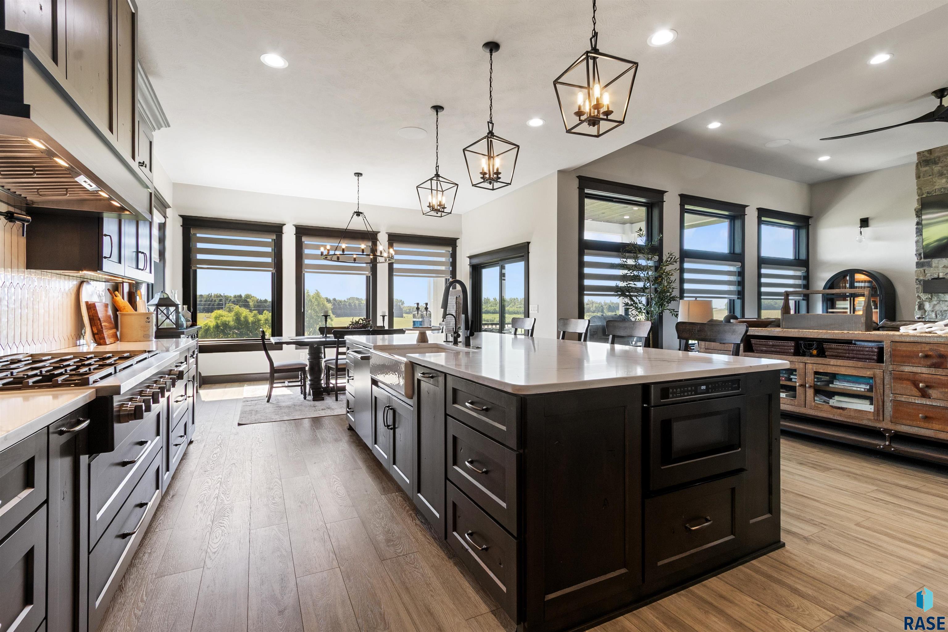 Residential in Crooks 4