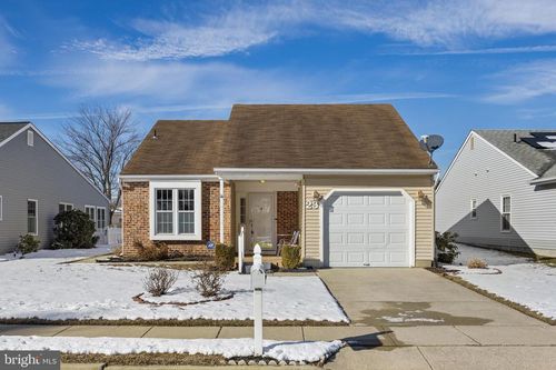 23 Emory Ln, MOUNT LAUREL, NJ, 08054-3066 | Card Image