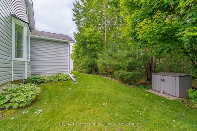 4 Red Maple Crt, House other with 3 bedrooms, 2 bathrooms and 4 parking in Gravenhurst ON | Image 35