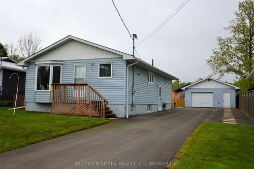 31 Spruce Dr, Temagami, ON, P0H2H0 | Card Image