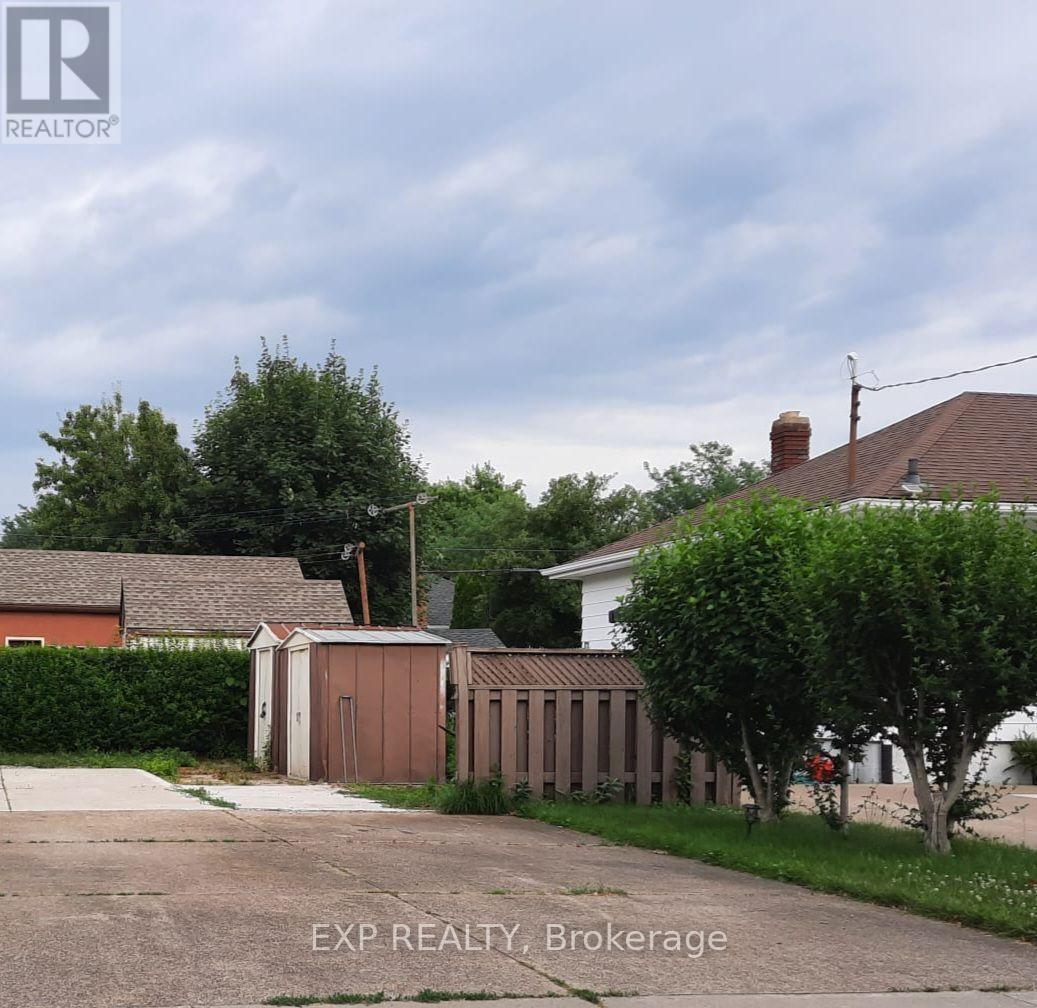 Residential Lease in St. Catharines (Haig) 3