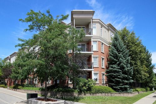 204-2301 Parkhaven Blvd, Oakville, ON, L6H6V6 | Card Image