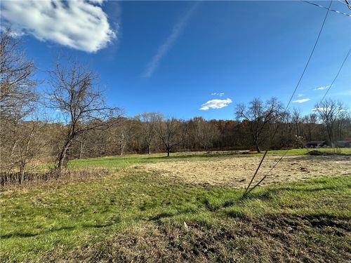 1901 Parkvue St, Buena Vista, PA, 15018-9648 | Card Image