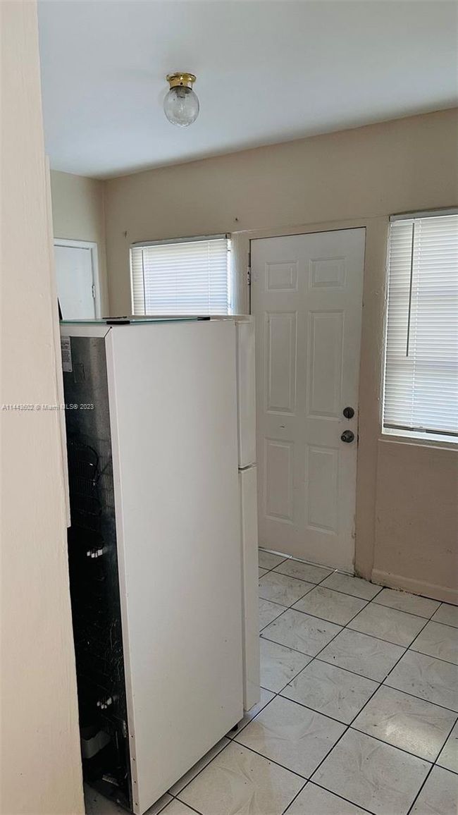 1414 Sw 19 Th Ave, House other with 4 bedrooms, 3 bathrooms and null parking in Miami FL | Image 15