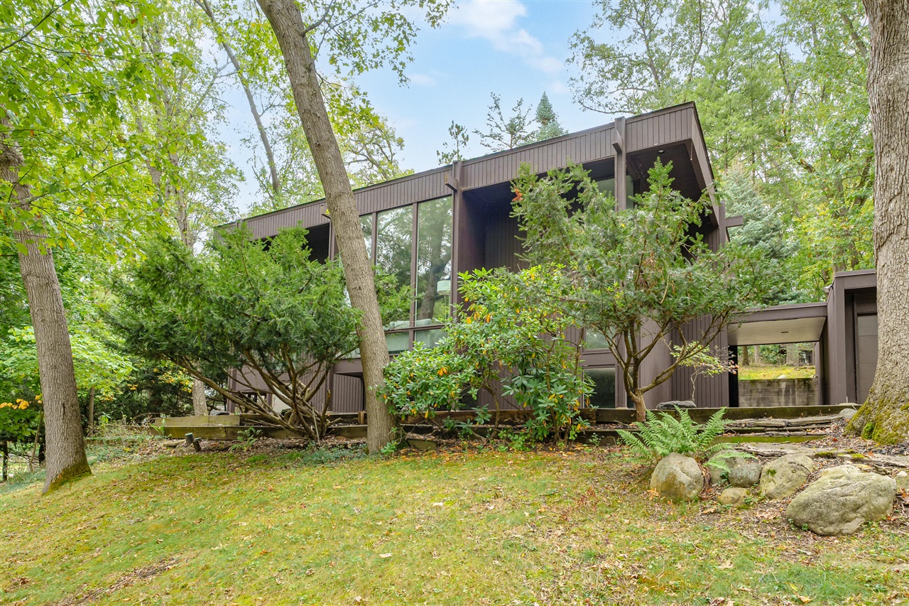 Rambling Rd, Kalamazoo, MI 49008
