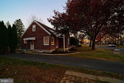 4113 6 Th Avenue, House other with 3 bedrooms, 2 bathrooms and null parking in TEMPLE PA | Image 2