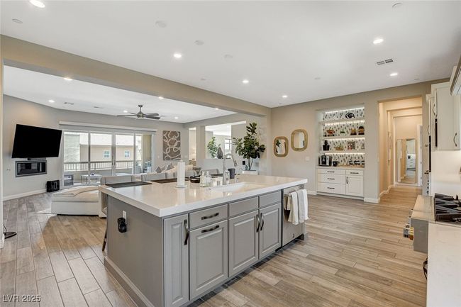 UNIT-1069 - 11280 Granite Ridge Dr, Condo with 4 bedrooms, 5 bathrooms and null parking in Las Vegas NV | Image 20